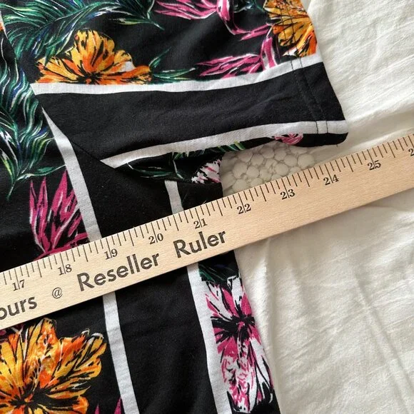 Fresh Prints Of Bel-Air Black Floral Striped Mens T-Shirt SZ L Dark Floral - Picture 6 of 8